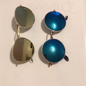 Sorry the blue sunglass is sold!